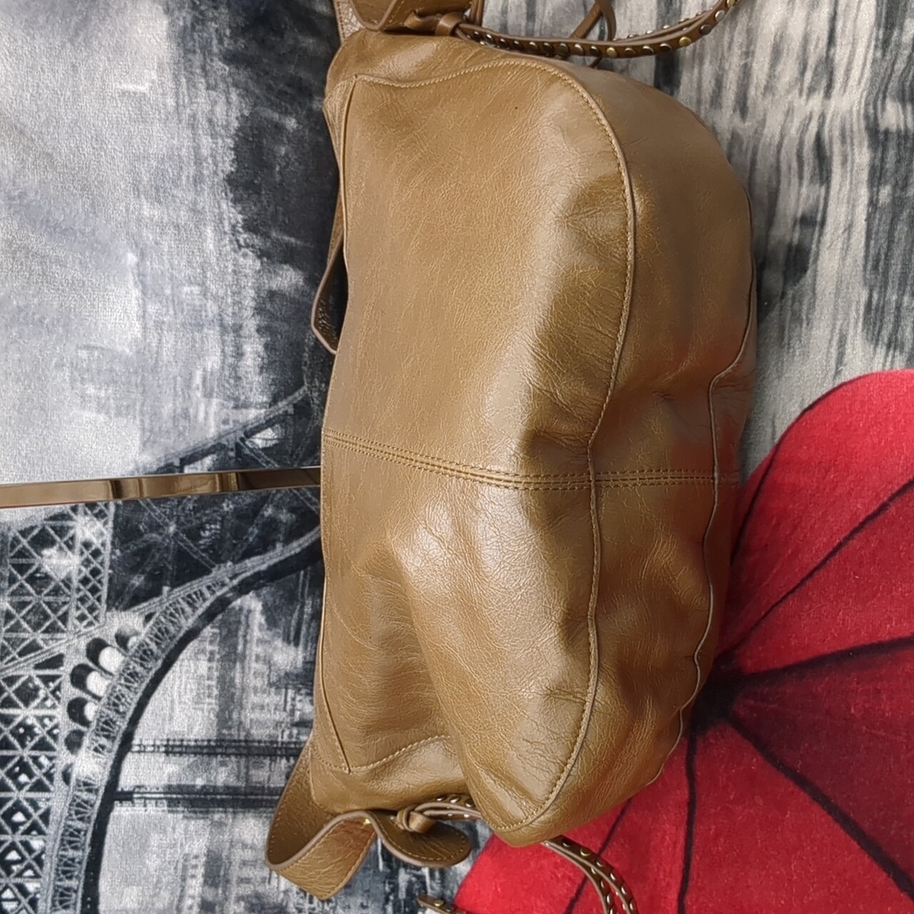 Hobo Brand Leather Shoulder Bag - Picture 8 of 12